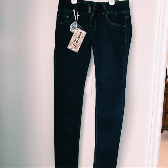 J. Z jeans Denim - 🆕 dark washed skinny jeans